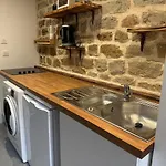 Charming Stone Appartement