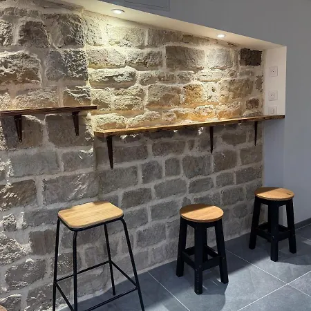 Charming Stone Appartement