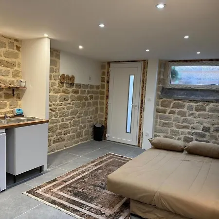 Charming Stone Golbey
