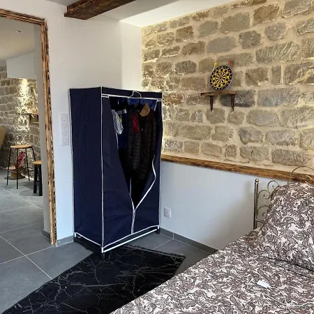 Charming Stone Appartement *